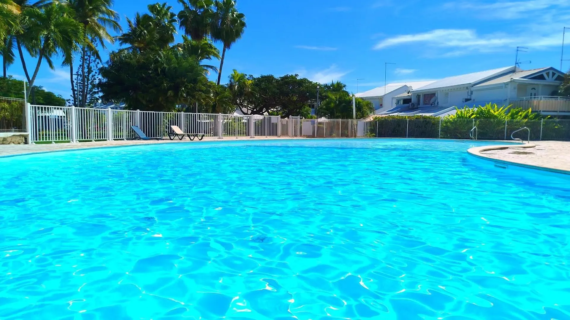 Suite Ajna Citerne Et Piscines Saint-Francois